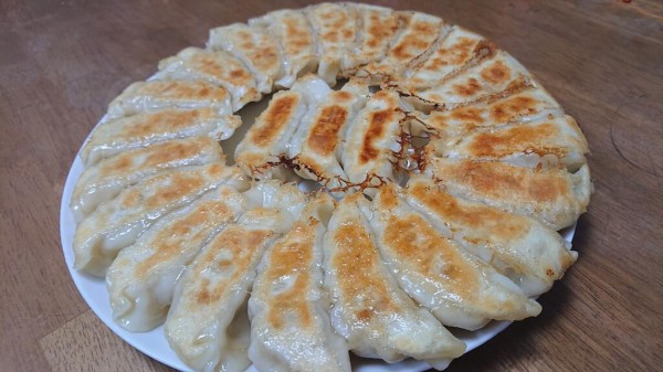 自宅でハイクオリティ餃子が焼けちゃう ぎょうざの満州 ちょうふ通信