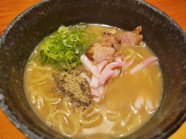なんだこの濃さは！！天下一品並みのドロドロ濃厚スープラーメンを