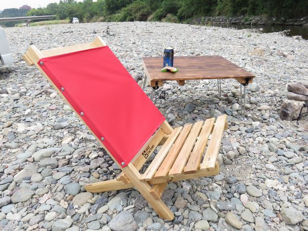 テントファクトリー ウッドライン　ラウンジャー（ナチュラル） レッド★中古美品 テントファクトリーのウッドラインラウンジャーはベランピング向きで