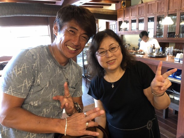 70653768-AC4B-4C77-B507-D7954446178A