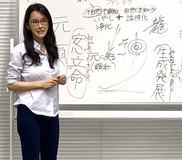 203A1B5B-47AF-4B30-9FA7-1552C6B55910