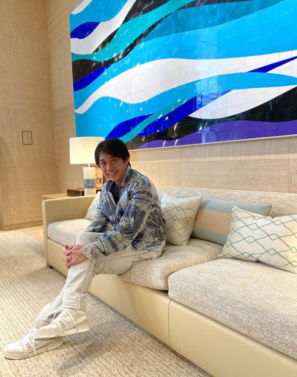 26F3294D-F743-4FF2-9C86-36F4E38EEDEA