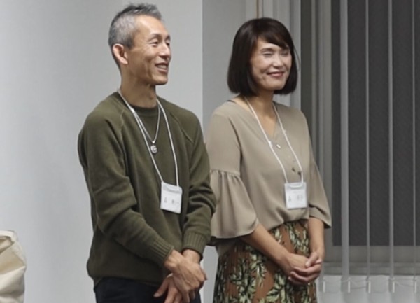 40DD79B9-F632-478C-9BAC-772E823E07D7