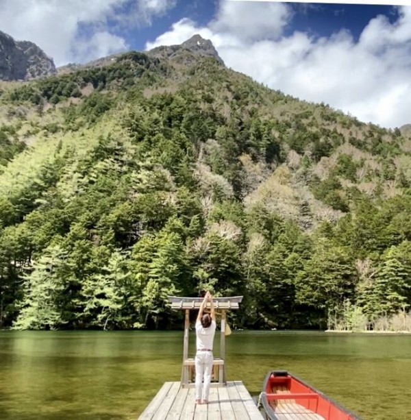 C2F9B4F3-9286-487A-8FFD-A56E1C87AABB