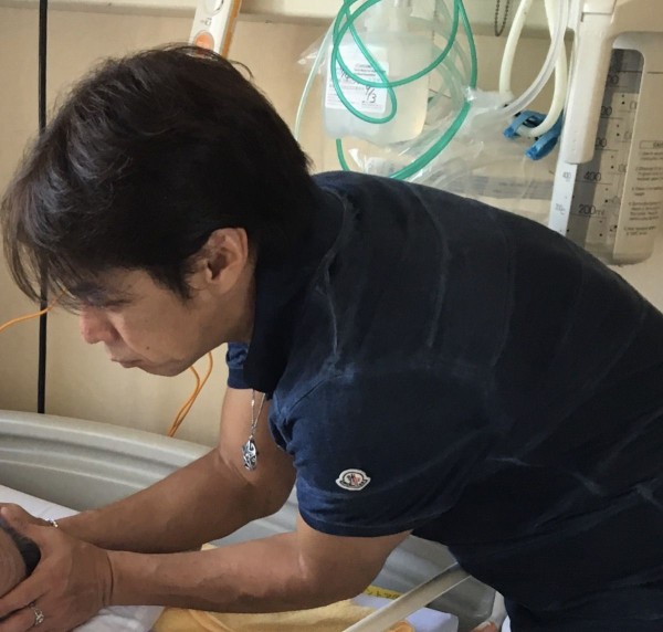 DFACD3DF-AE05-4216-A4FA-C253EF8E7025