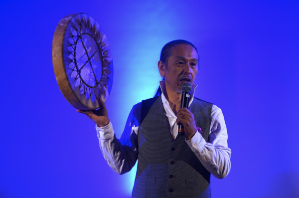 0D01DBFD-7654-4D9C-82F0-CB4D300D0CE6