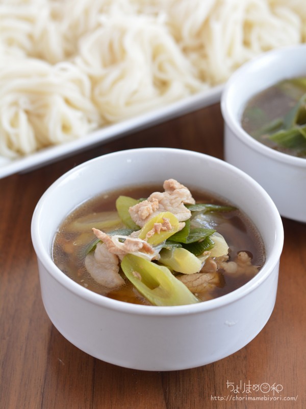 ねぎ豚つゆうどん、の昼ごはん。【乾麺うどんの具だくさんつゆ