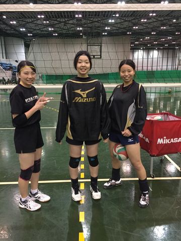 中央大学バレーボール部 練習ウェア