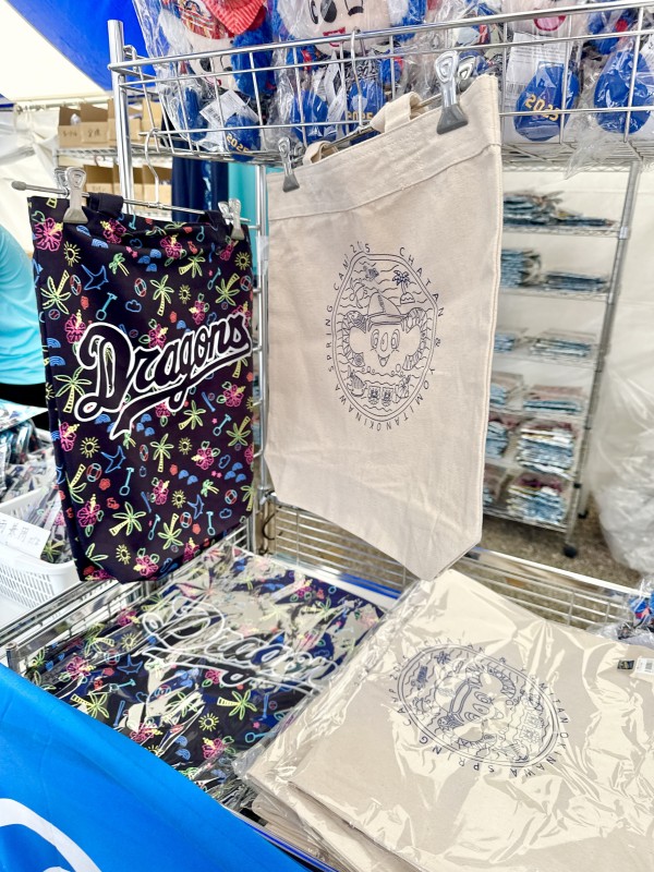 中日ドラゴンズ　値下げ少しなら受け付けます 沖縄キャンプキャップ 刺繍ロゴ Amazon.co.jp: 中日ドラゴンズ 沖縄キャンプ2024限定 キャップ