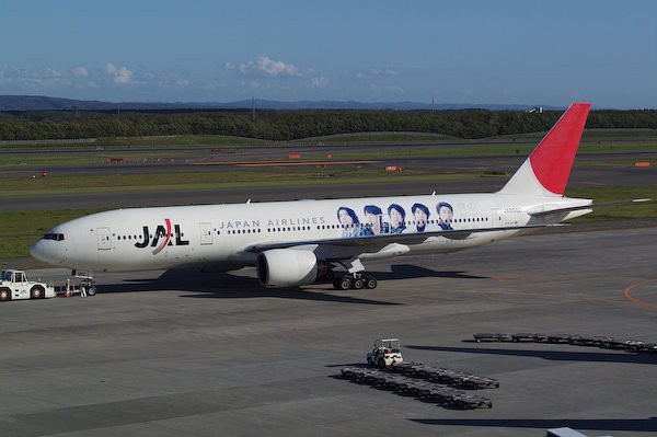 新千歳空港で Jal嵐jet に遭遇 不定期写真