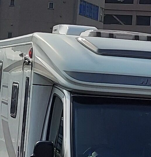 ルーフエアコン Dometic Freshjet 2200 : HYMER 記録簿