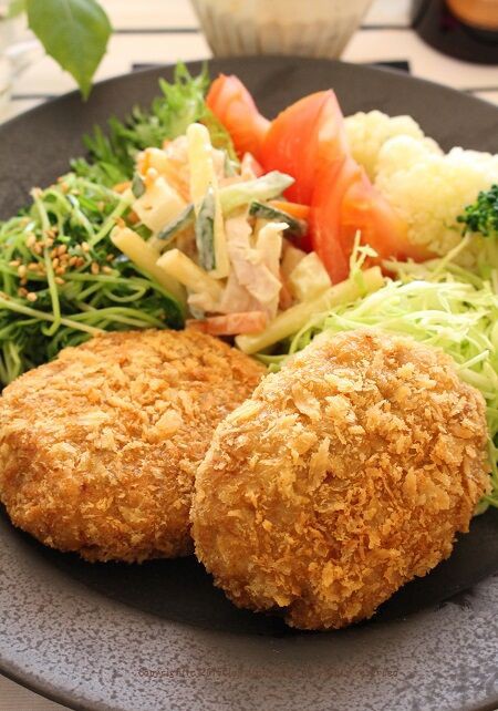 メンチカツ でワンプレート Clairefontaine