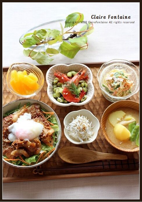 カフェ風？「スタミナ丼」！ガーリックシュリンプ！ : clairefontaine