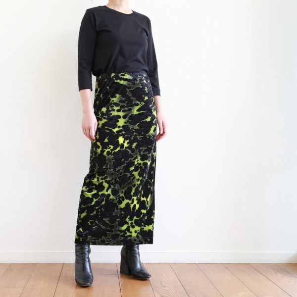 【wawa様】Dries Van Noten ベルベットブラックタイトスカート wawa様】Dries Van Noten ベルベットブラックタイトスカート