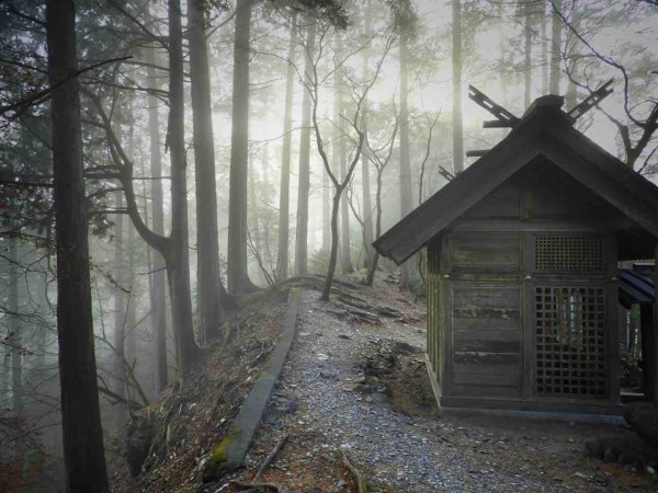 埼玉】狼の棲む山へ師走詣で 三峯神社遠宮(御仮屋) : 何度でも訪れたい日本の風景