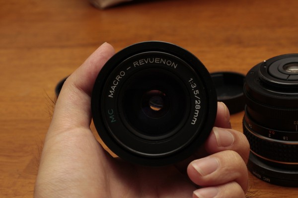 REVUENON 28mm f/3.5 マクロレンズ REVUENON MACRO-REVUENON MC 28mm F3.5 でぶらり : 写真機持って
