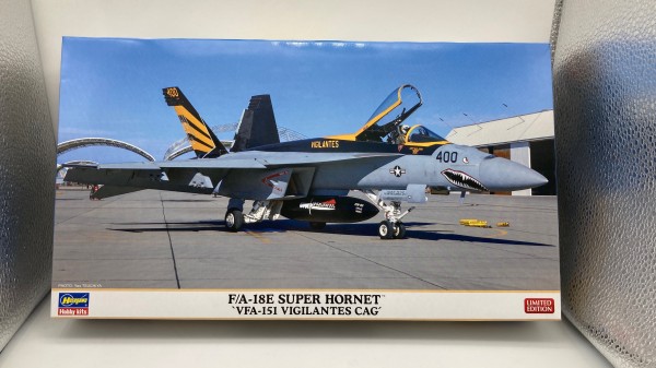 1:72 F/A-18E Super Hornet 