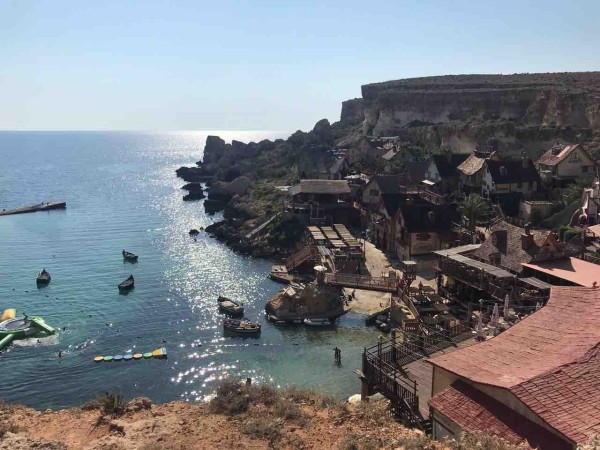 マルタの観光名所 ポパイ村 日本からマルタへ 代の島ライフ