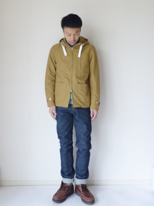 ボトムスを選ばない、春を呼ぶスウィングパーカー【ordinaryfits 