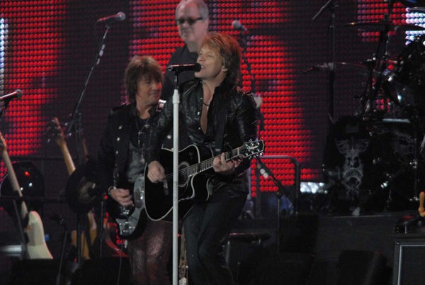 ボン・ジョヴィ 東京ドーム公演2010年 マグカップ 2010/12/01(水) BON JOVI 東京ドーム : 今気楽