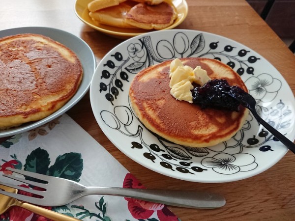 Arabia】”ブラック”パラティッシプレート21cmを買いました