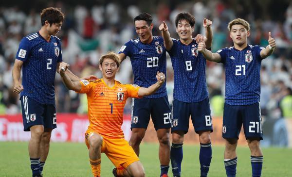 中国人の反応 19アジアカップ 日本が3 0でイランを下し決勝進出 ほぼ久保くんサッカーまとめ