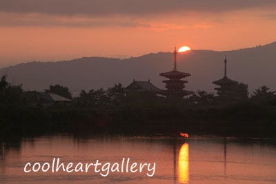 奈良県奈良市の大池からの薬師寺と朝日 8月3日分。 : 風景写真家