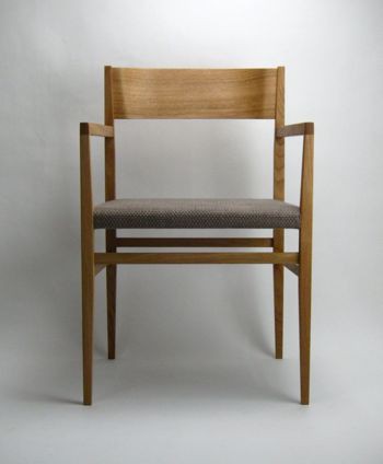 宮崎椅子製作所 menu arm chair : cosha (コーシャ)