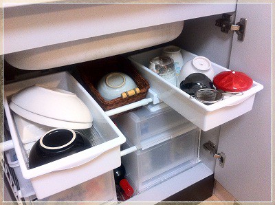 全国宅配無料 食器棚を置けないのでココに!! : *LittleHome* Powered by 食器棚、キッチン収納
