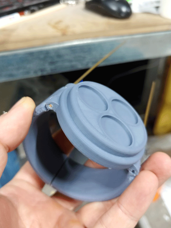 ワンピース ナミのログポース製作過程をご紹介 コスプレのオーダーメイド専門店 Cozmicworldのブログ