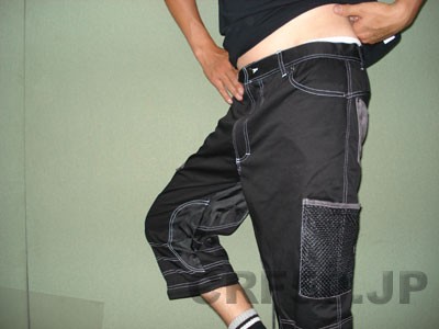 オシャレな半ズボン男と ひじとひざをガッチリガード系 Crf50日記