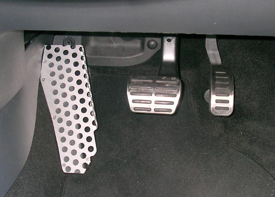 自作フットレストの作り方 Vw 9n型 I M Never Being Boring