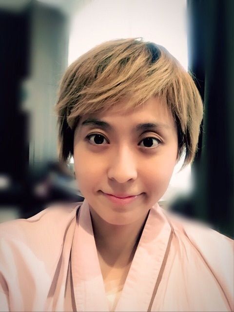 小林麻央 金髪ショートのウィッグ 抗がん剤治療で髪が抜け かつら 試したと明かす 気になる芸能まとめ