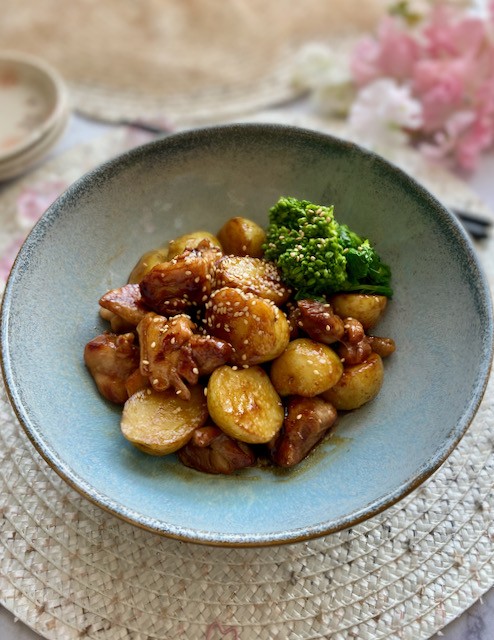 てりてり感がたまらない 新じゃがと鶏肉の甘辛炒め ローマのおいしい生活in東京 Powered By ライブドアブログ