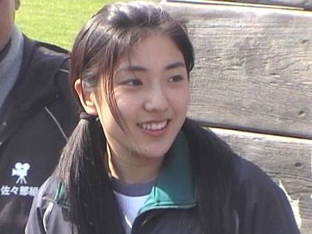 長渕剛の娘の長渕文音さんが女優デビューするそうです Cunnimo