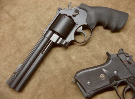 リメイク版クラシックハンター : あぶない刑事・クライムハンター館