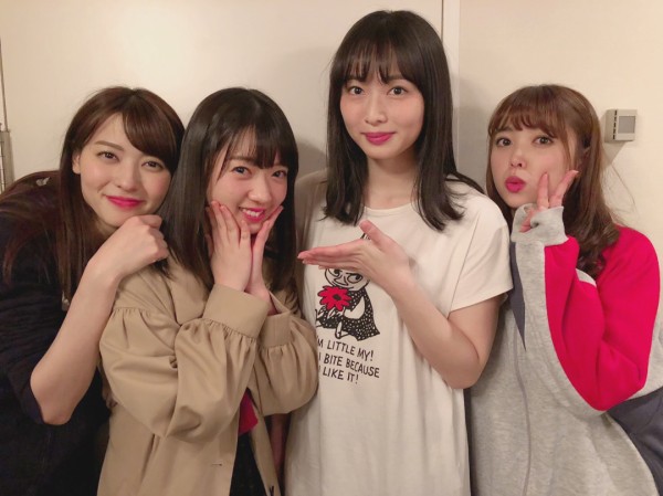 210 須藤茉麻 鈴木愛理 熊井友理奈 北原沙耶香 生写真 2枚セット 熊井友理奈と須藤茉麻が海辺で撮影した結果 : ℃-ute派なんday