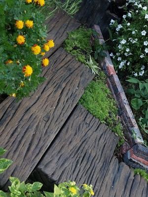 枕木で作る花壇の作り方 ベランダ アプローチ キット レンガ 画像 ブログ 1 2 Diyナビ 庭 アプローチ Diyナビ