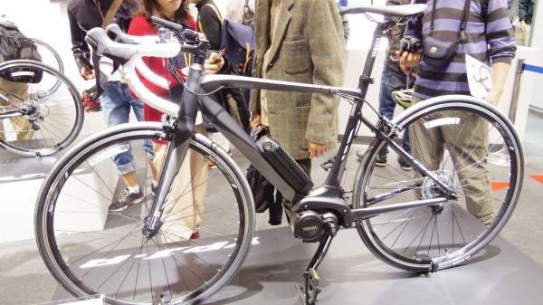 ヤマハの電動ロードバイク、「YPJ-R」に試乗してみた（機材紹介