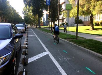 そろそろ人間本位にするべき : サイクルロード ～自転車への道