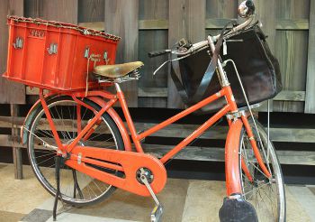 アンティーク！自転車荷台 荷台付き自転車の置物 | ココロバエ 〜Cocorobae〜 アンティーク雑貨