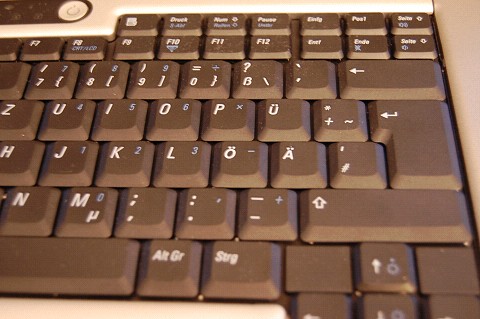 Pcのキーボード ドイツ用 スイス用 27000x8j
