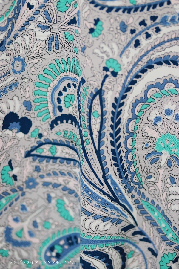 中年女性にこそおすすめしたい！着こなしが広がるペイズリー柄のSOEJU