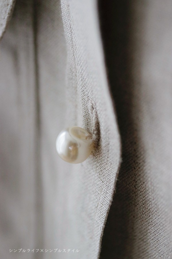 ４０代の大人カジュアル パールボタンが華やぐ使えるリネンシャツ Pr シンプルライフ シンプルスタイル Powered By ライブドアブログ