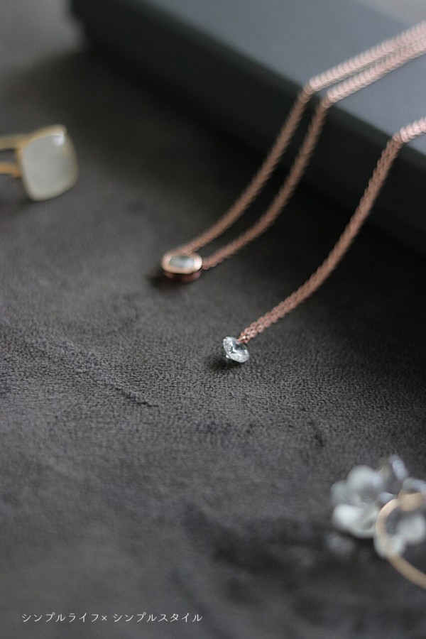 シンプルファッションが極まるアクセサリー 小さく華やぐネックレスがお気に入り シンプルライフ シンプルスタイル Powered By ライブドアブログ シンプルファッションが極まるアクセサリー 小さく華やぐネックレスがお気に入り シンプルライフ シンプルスタイル Powered By ライブドアブログ