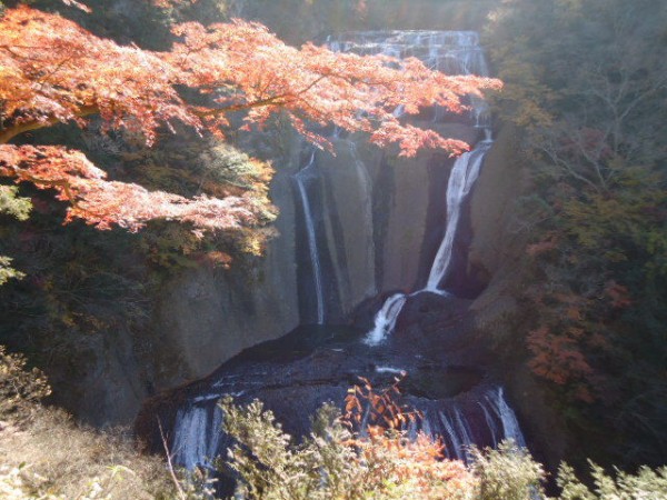 袋田の滝 の紅葉 見頃のピークは過ぎました 大子町観光協会 Staff Blog