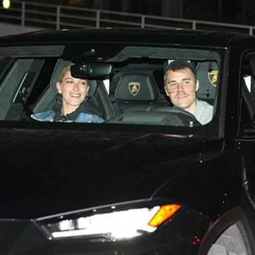 ヘイリー ビーバー 夫ジャスティン ビーバーとの最新2ショット ヒルソング教会の集会にお出かけ 海外セレブファッションブログ 最新スナップ おしゃれ情報が盛り沢山 Dailycelebritydiary