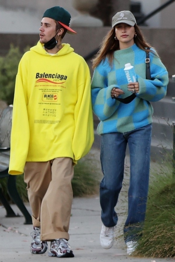 ポイントキャンペーン中 ジャスティンビーバー着用。BALENCIAGA