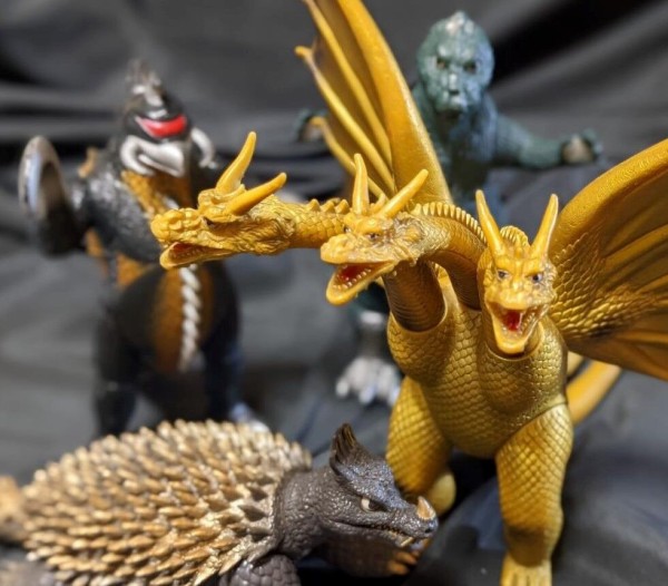 昭和「ゴジラ対ヘドラ」他　東宝チャンピオンまつり（バンダイ）ソフビ９体セット 昭和「ゴジラ対ヘドラ」他 東宝チャンピオンまつり（バンダイ