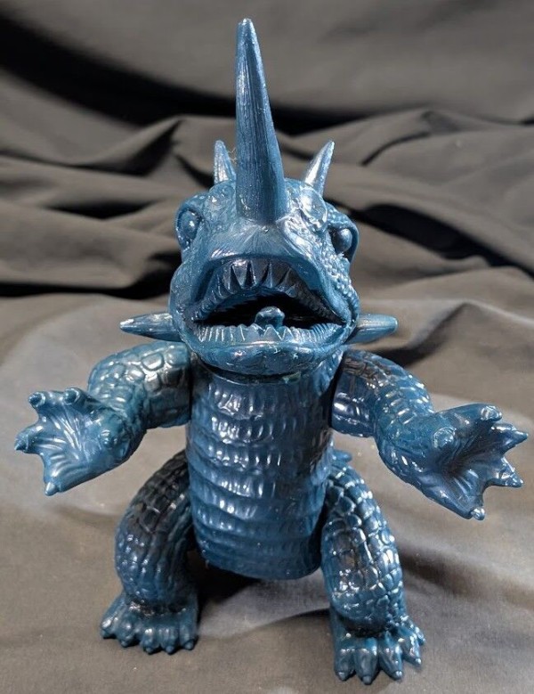 バルゴン 昭和ガメラ対戦怪獣（マルサン・日東復刻）未塗装 ソフビ